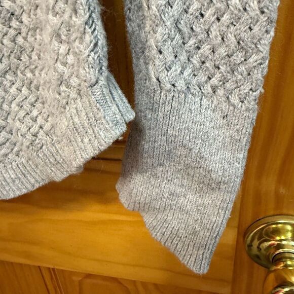 Women's Loft size S Light Gray Sweater - Picture 2 of 7